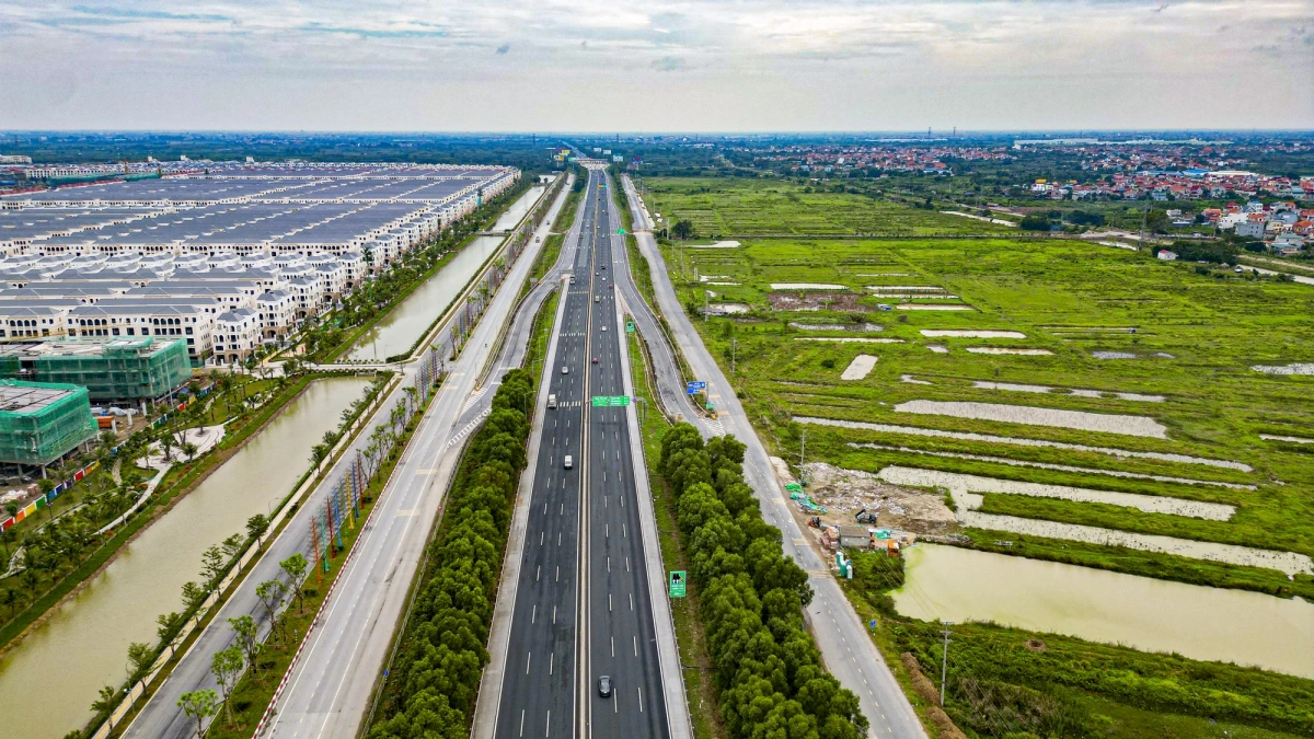 Hưng Yên tăng tốc đầu tư công, tháo gỡ điểm nghẽn thu hút vốn ngoài ngân sách 1 hạ tầng giao thông hưng yên